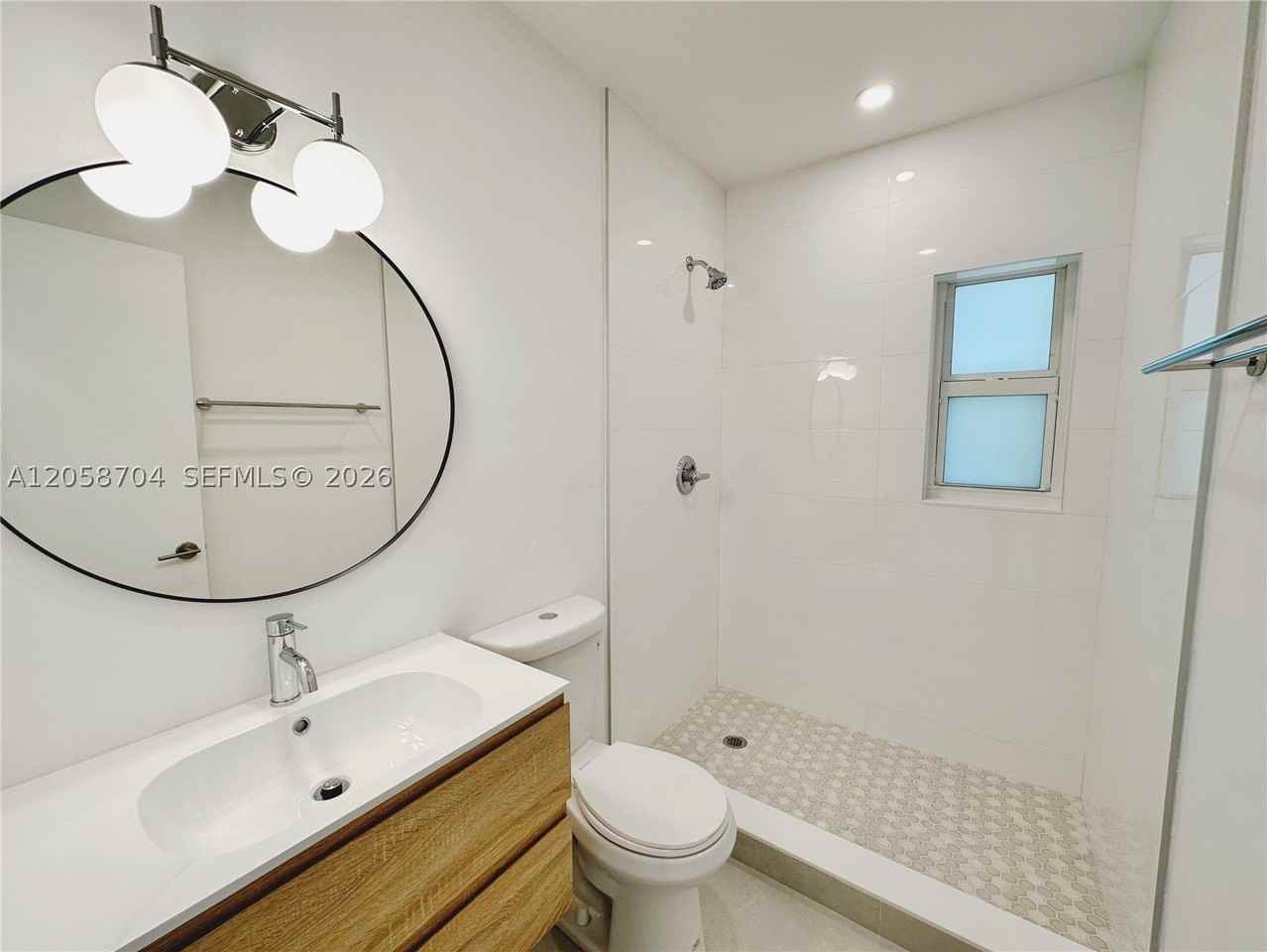 12125 Ne 7th Ave #1 - Photo 7 of 25