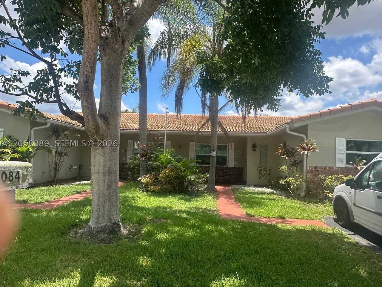 4084 Coral Springs Dr #4084 - Photo 2 of 16
