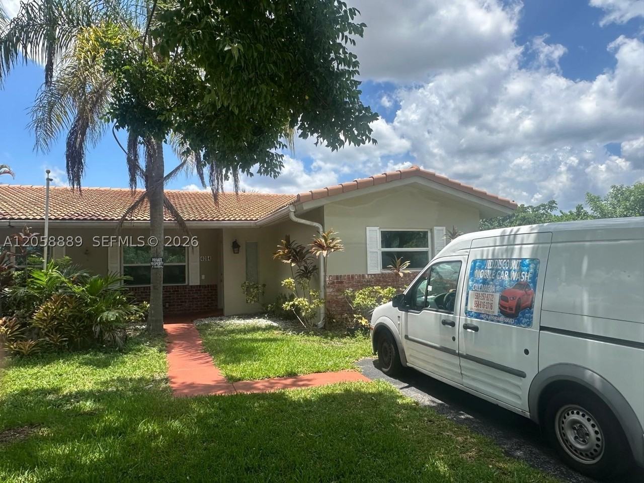 4084 Coral Springs Dr #4084 - Photo 3 of 16