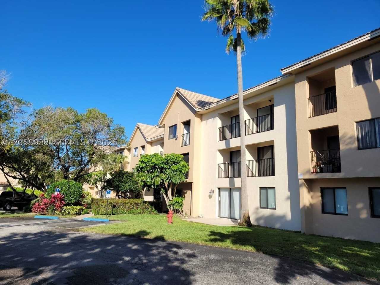10001 W Atlantic Blvd #324