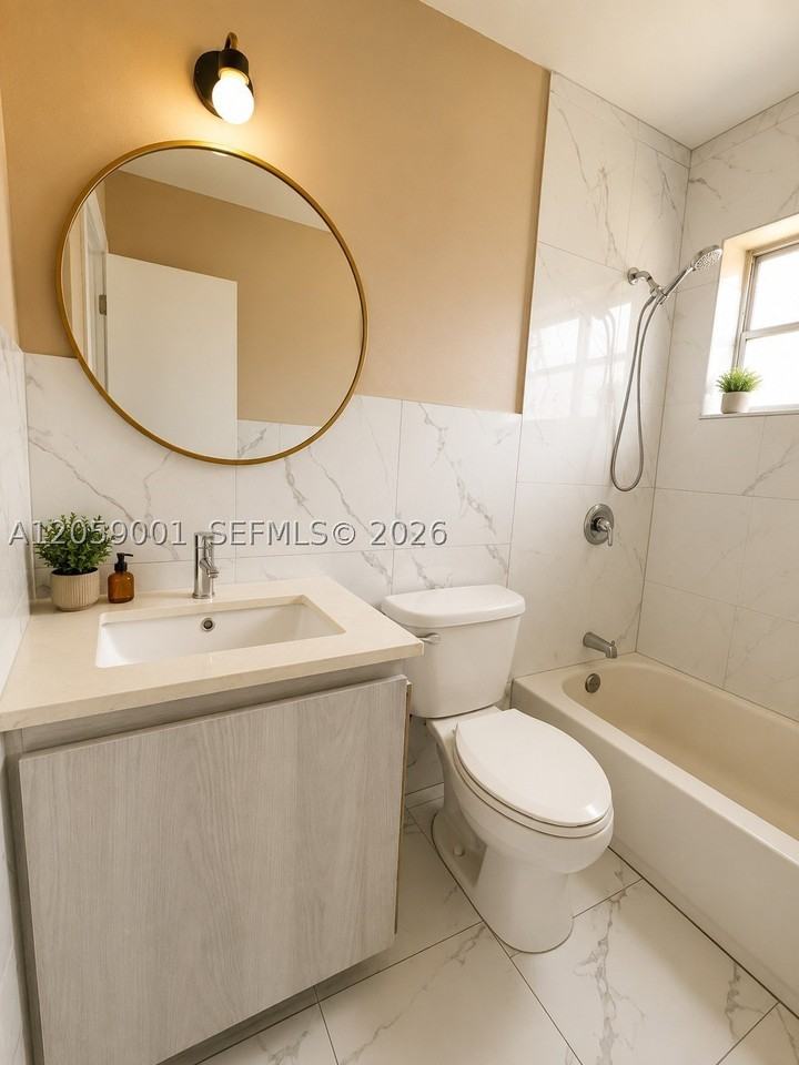 3210 Nw 22nd Ave #1 - Photo 2 of 10