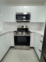 180 W 21st St #180 - Photo 1 of 1