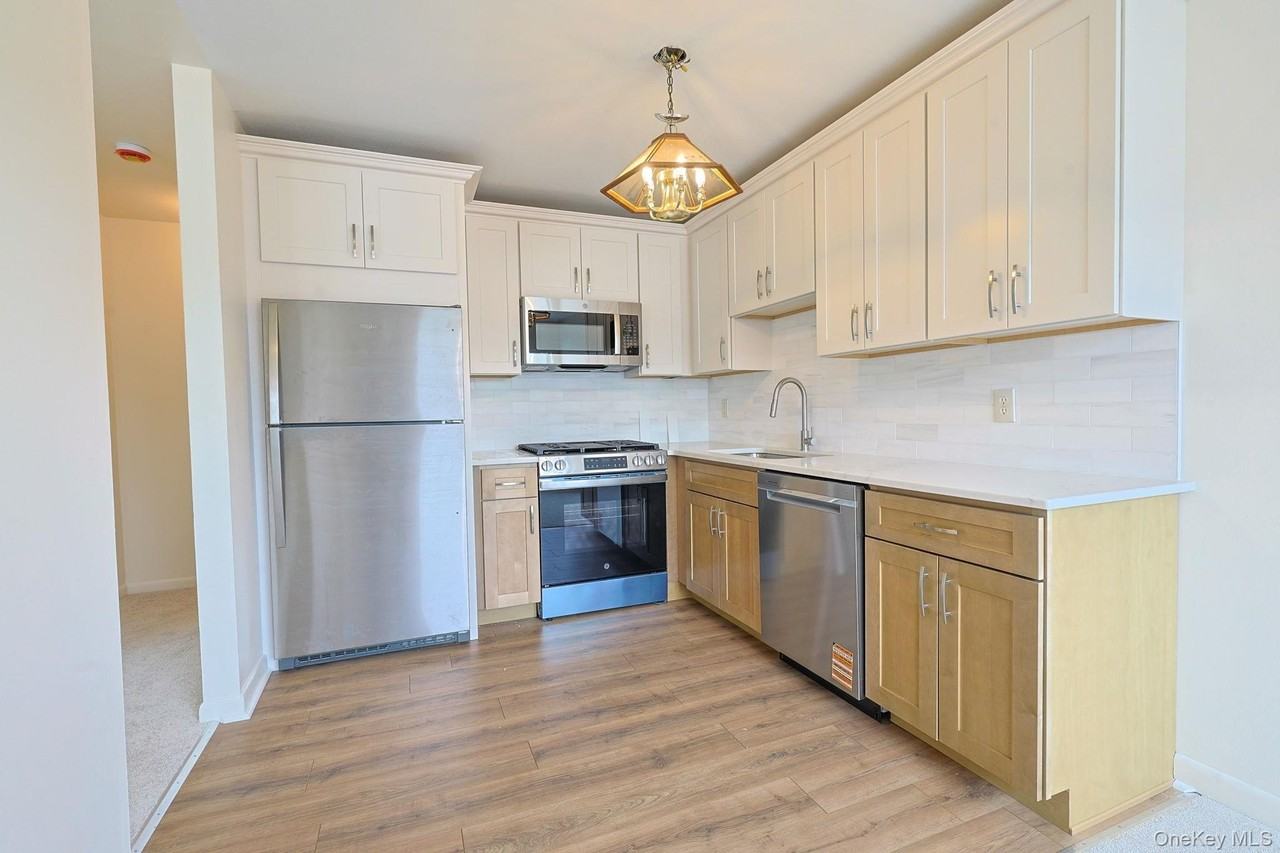 2740 South Rd #G14 - Photo 2 of 18