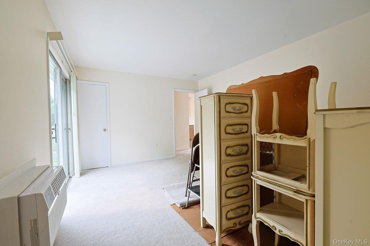 2740 South Rd #G14 - Photo 7 of 18