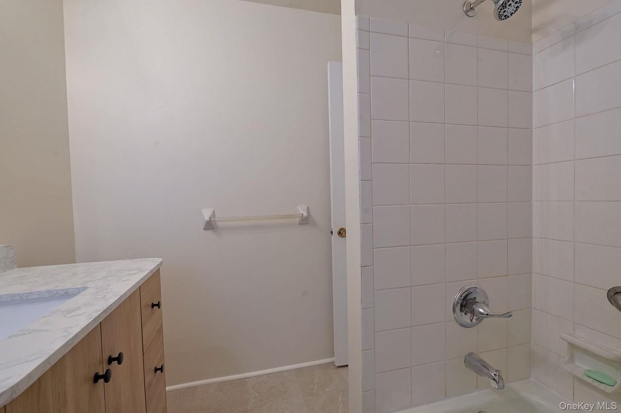 2740 South Rd #G14 - Photo 6 of 19