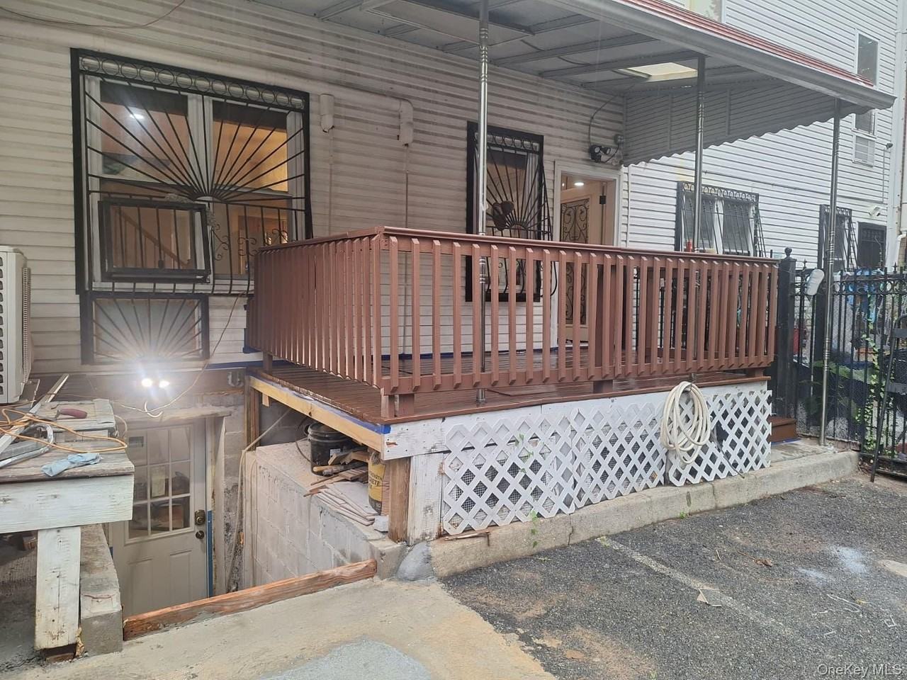 816 Elton Ave - Photo 7 of 12