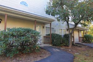 featured image of 1902 Rosewood Ct