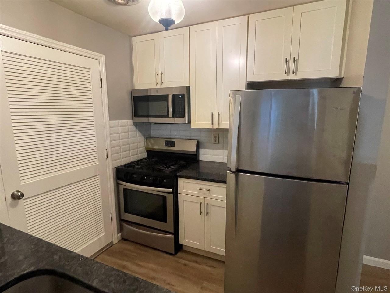 1902 Rosewood Ct - Photo 6 of 24