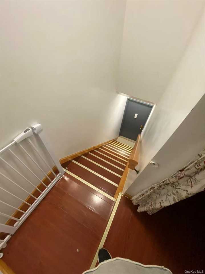 5339 80th St #2F - Photo 6 of 6