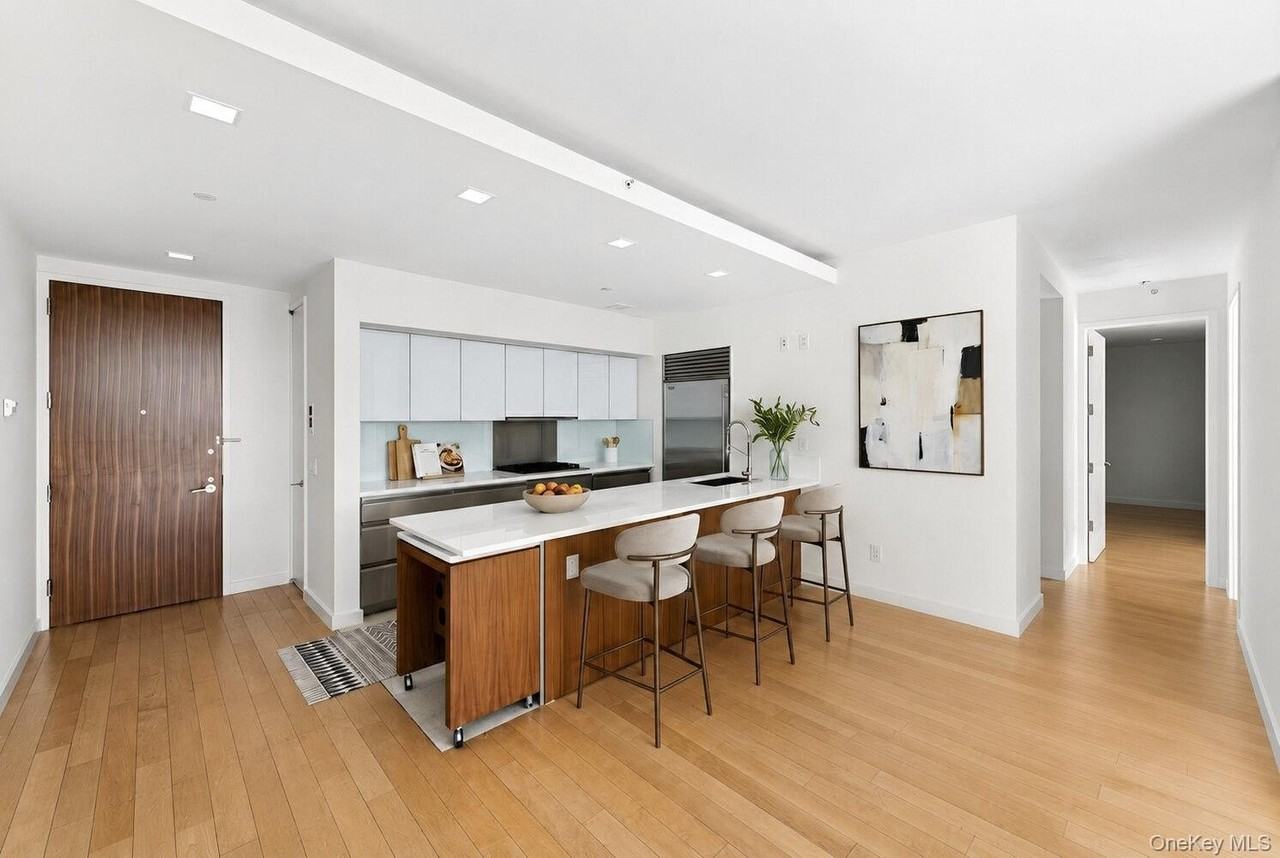 447 W 18th St #4C - Photo 2 of 12