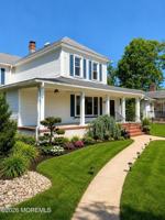 featured image of 421 W Lincoln Ave