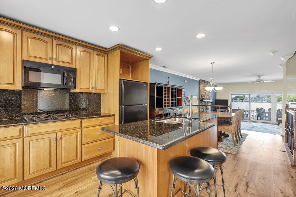 55 Sunset Ave - Photo 7 of 31