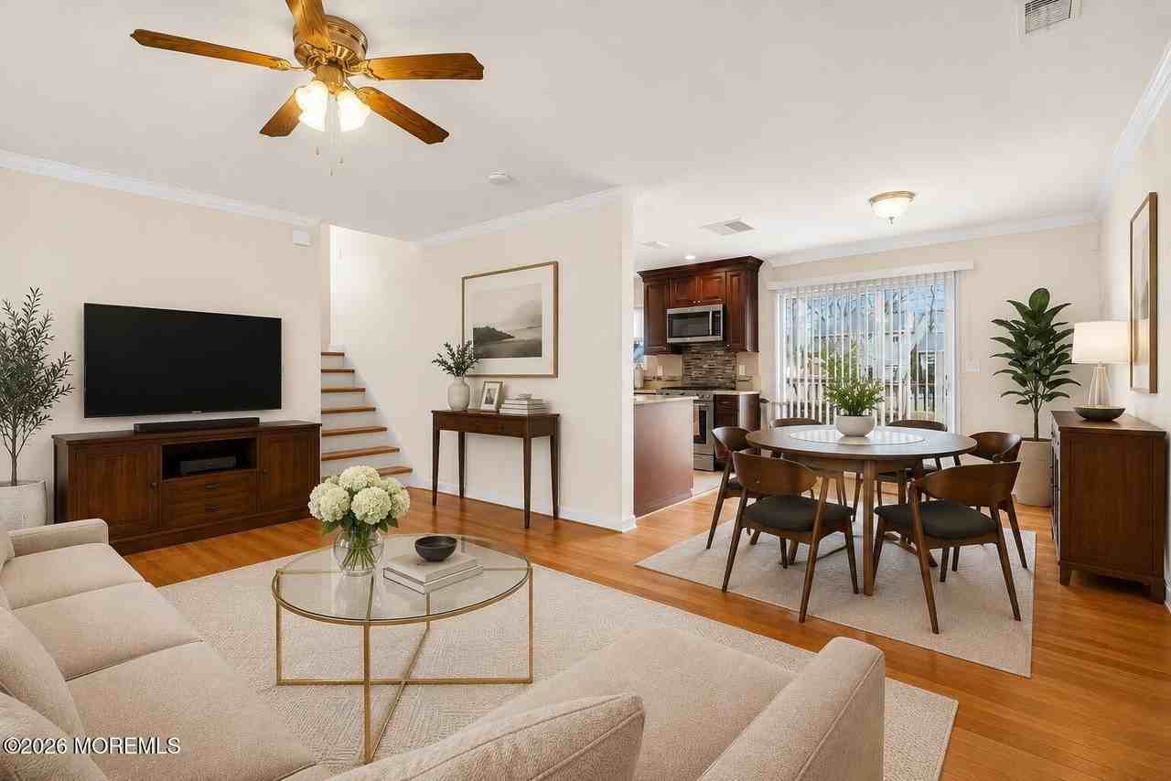 1117 Darlene Ave - Photo 3 of 13