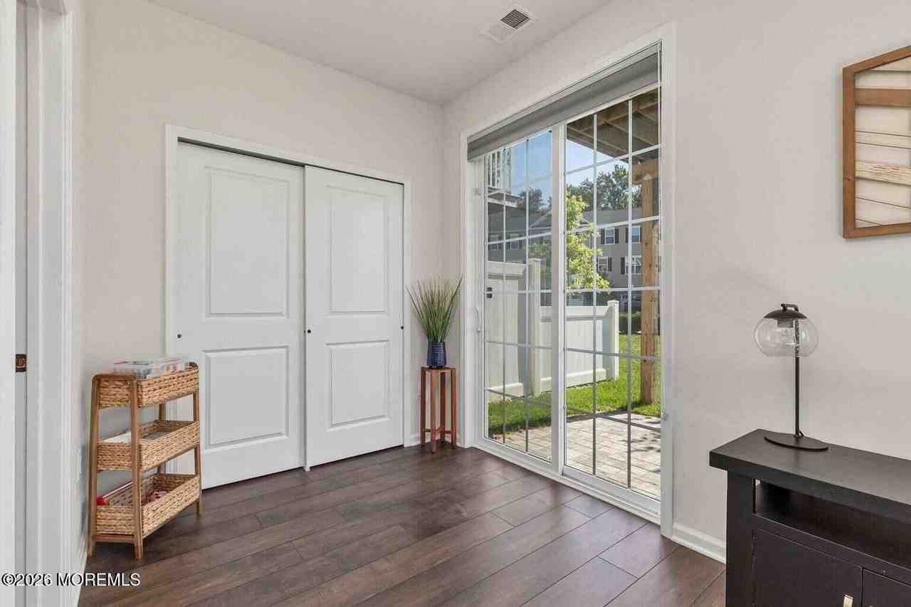 1705 Evans Ln - Photo 7 of 24
