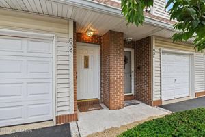 featured image of 836 4th Ave