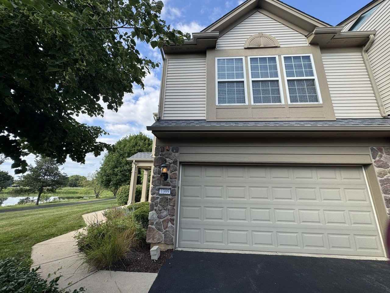1399 Crimson Ln #A - Photo 5 of 36