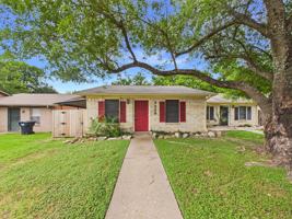 featured image of 3329 Longleaf Cir
