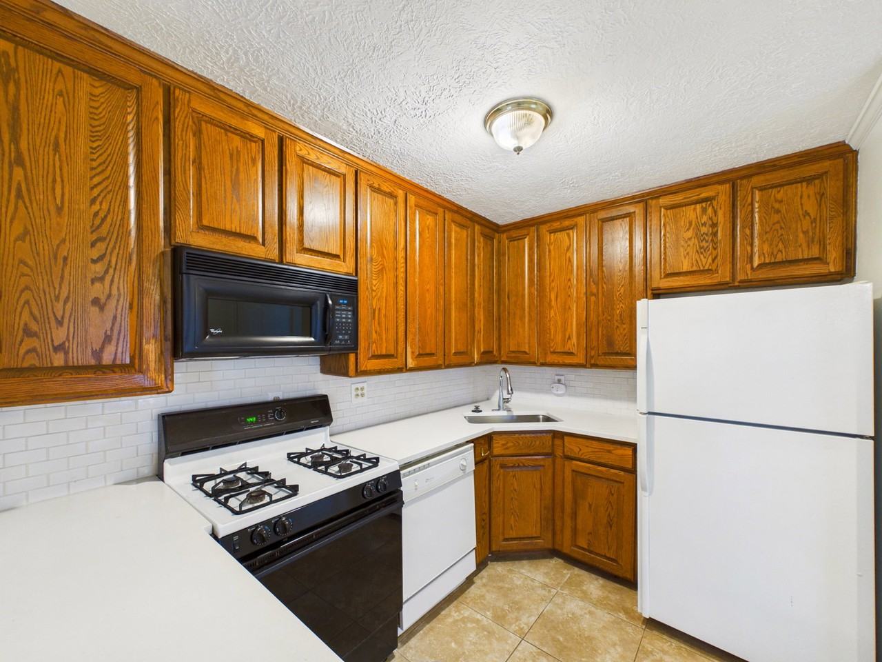 3329 Longleaf Cir - Photo 5 of 8