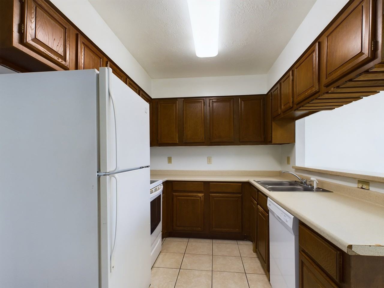 1601 George Bush Dr E #B - Photo 6 of 8