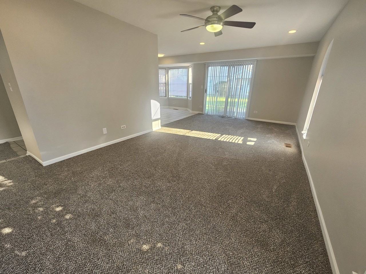 10 King Dr - Photo 6 of 35