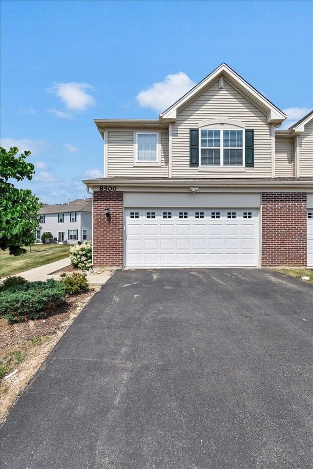 8500 Stillwater Rd - Photo 3 of 33