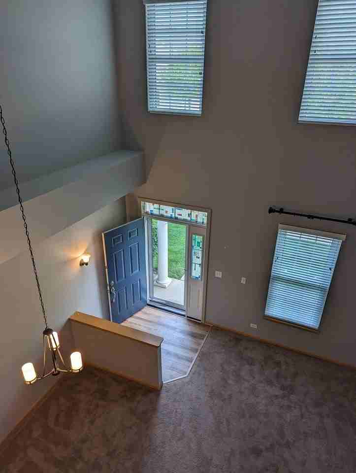 2257 Georgetown Cir - Photo 2 of 22