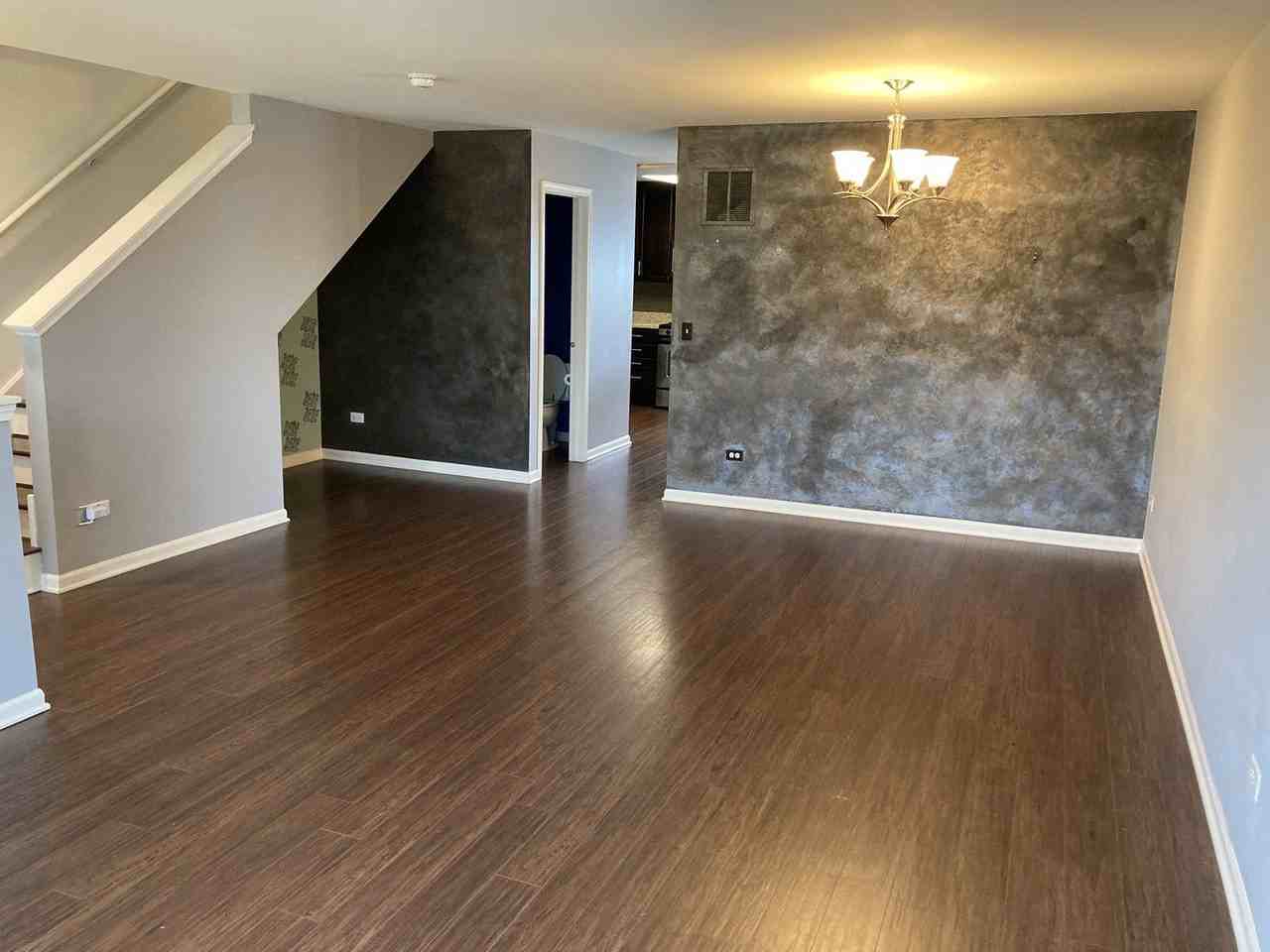 14525 Samuel Adams Dr - Photo 3 of 17
