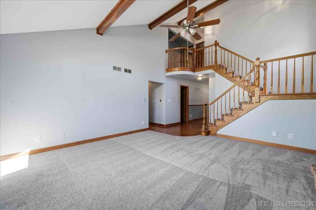 13 Saddlewood Ct - Photo 5 of 35