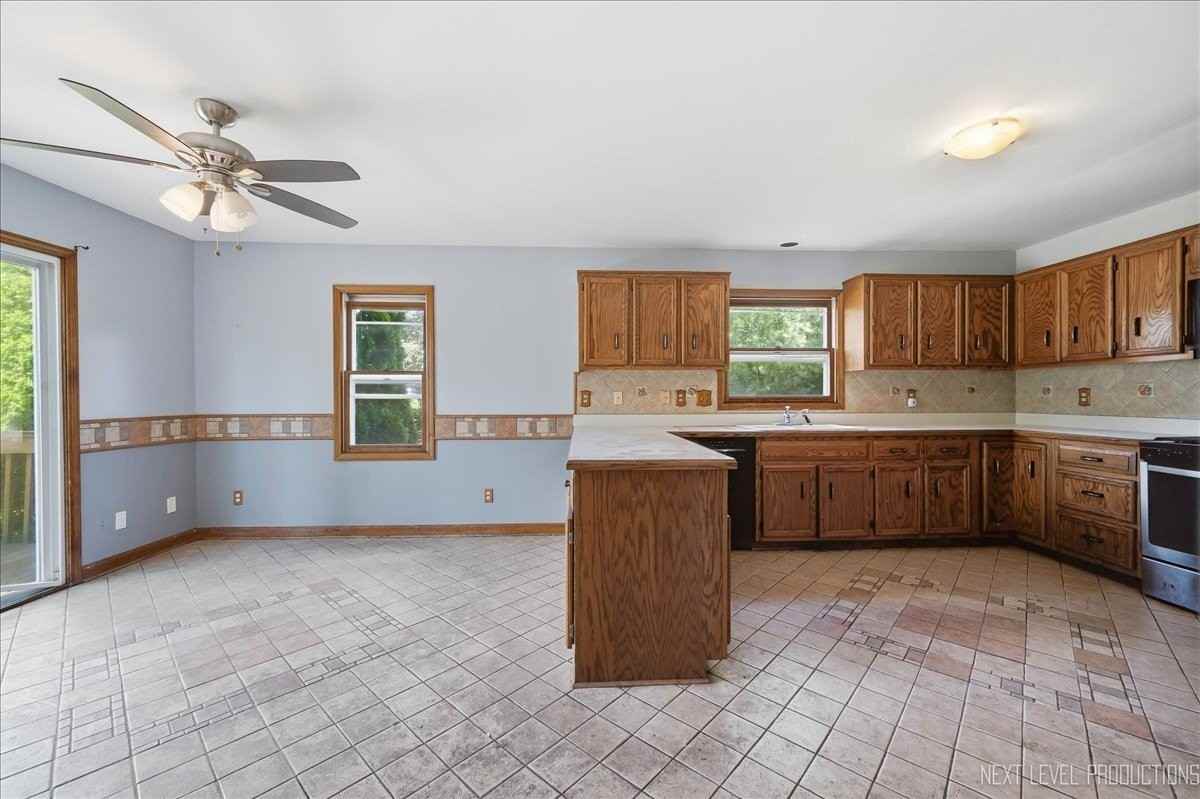 13 Saddlewood Ct - Photo 7 of 35