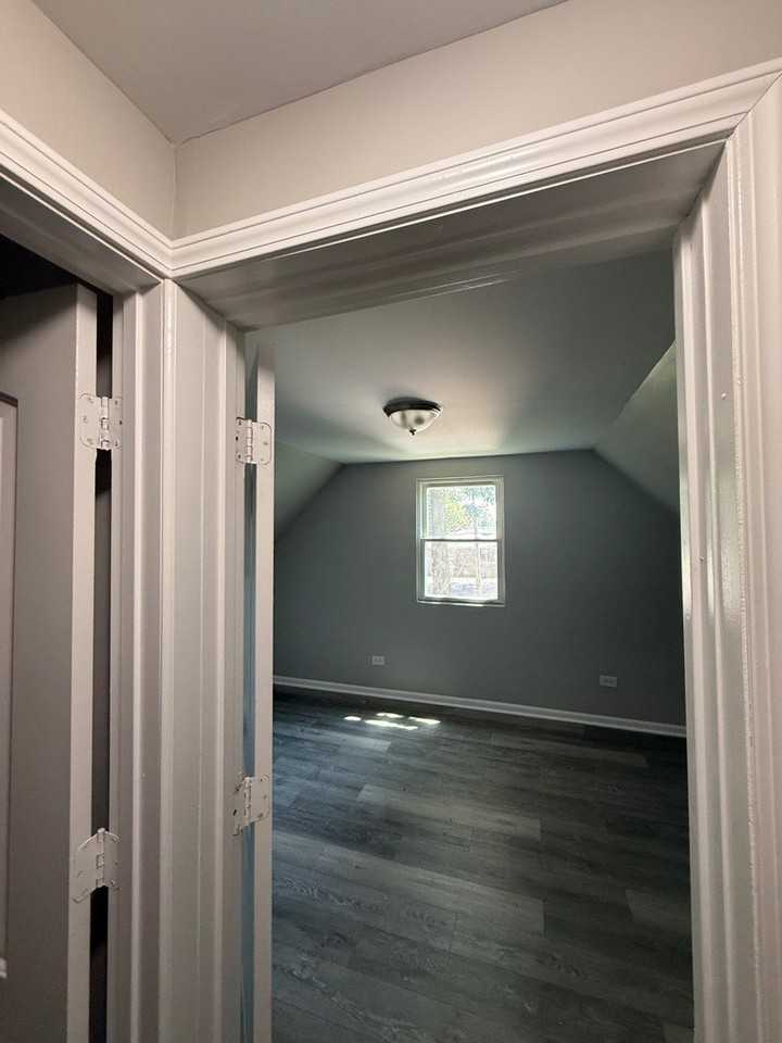 16963 Shea Ave - Photo 5 of 7