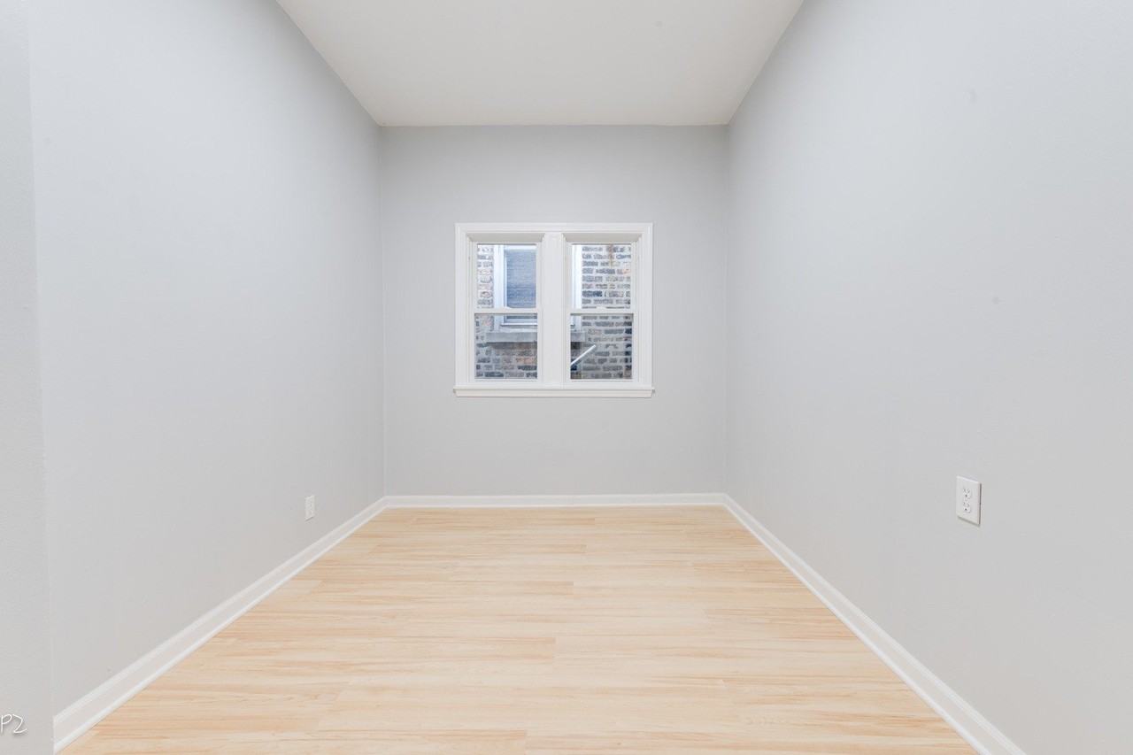 2625 S Union Ave #REAR - Photo 7 of 20