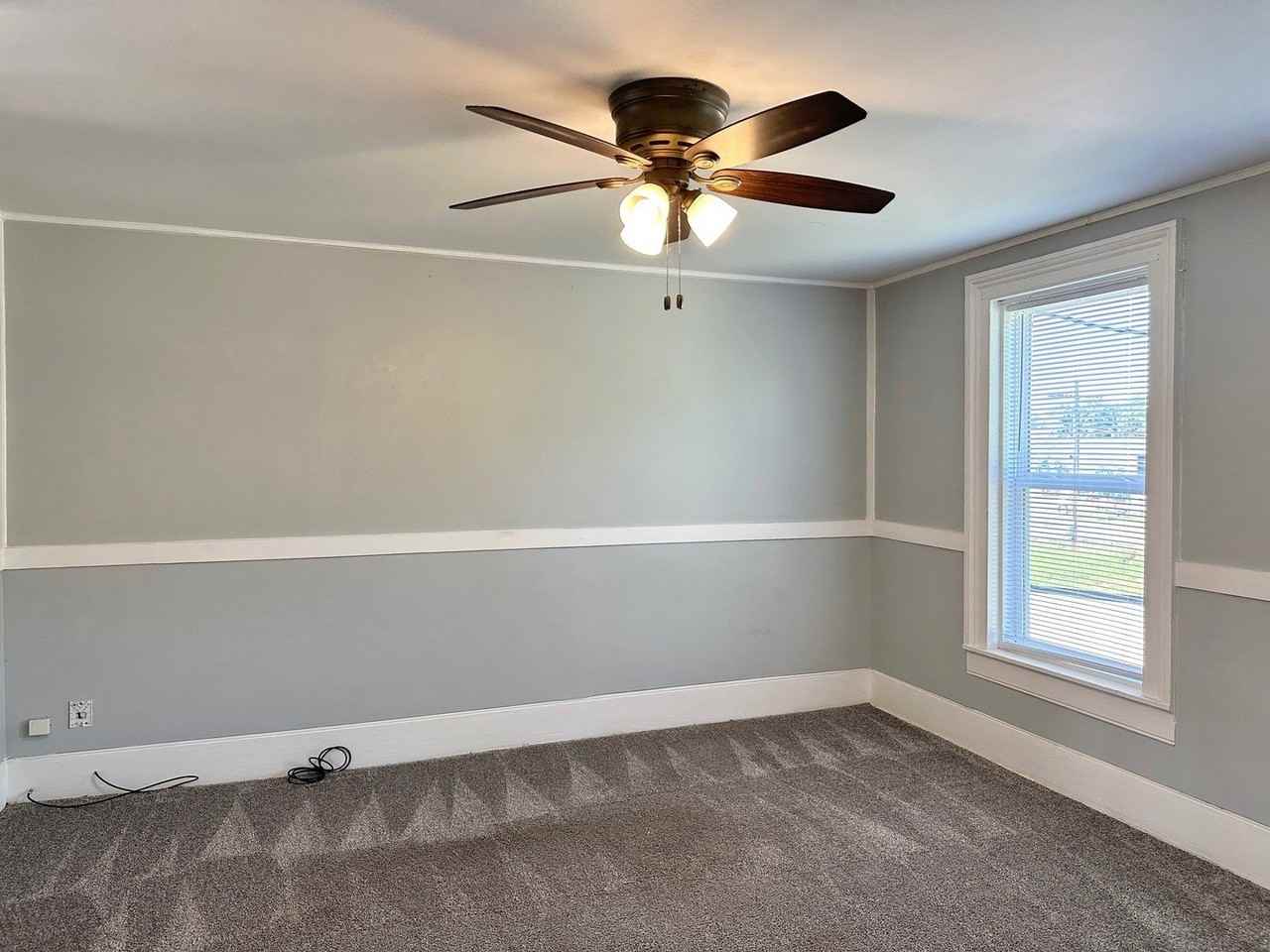 326 Railroad St #2 - Photo 3 of 16