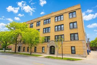 6150 N Ravenswood Ave #4 - Photo 1 of 1