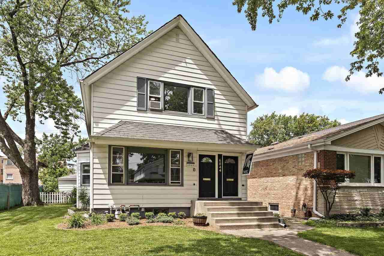 6844 N Ottawa Ave #2 - Photo 2 of 17