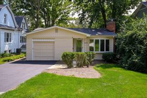 featured image of 673 N Park Blvd