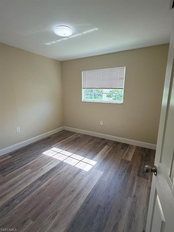 3080 Linwood Ave - Photo 7 of 10