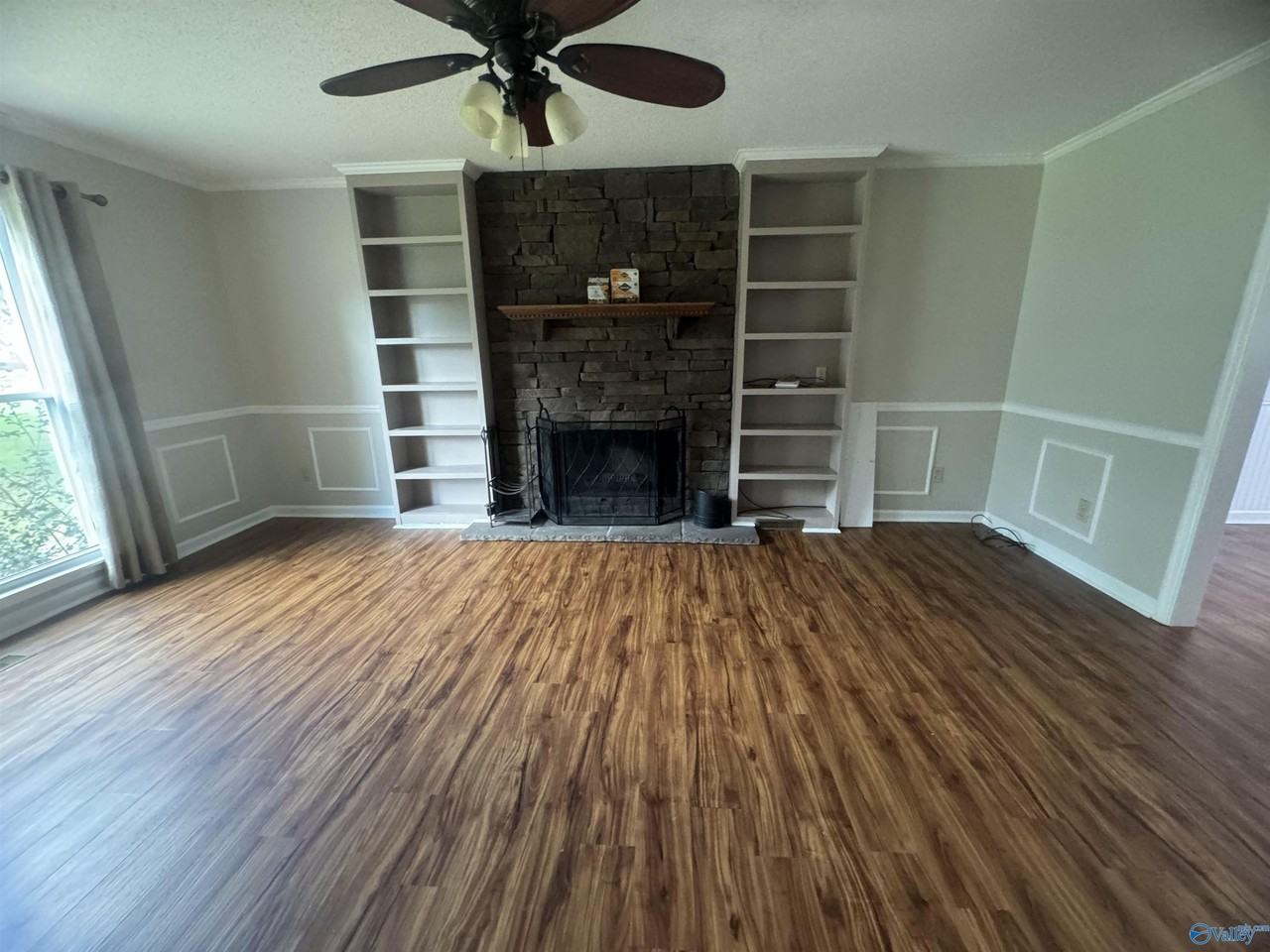 915 Highland Dr - Photo 5 of 35