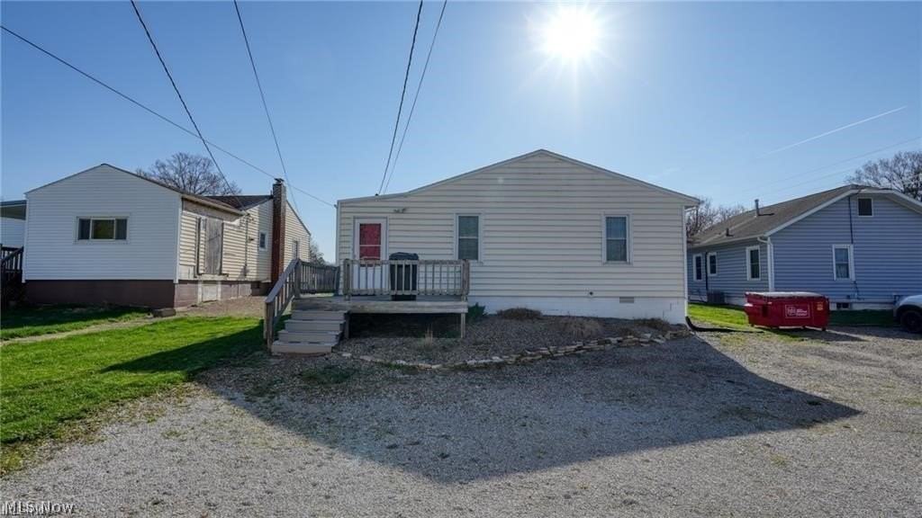 2411 Bell St - Photo 5 of 7