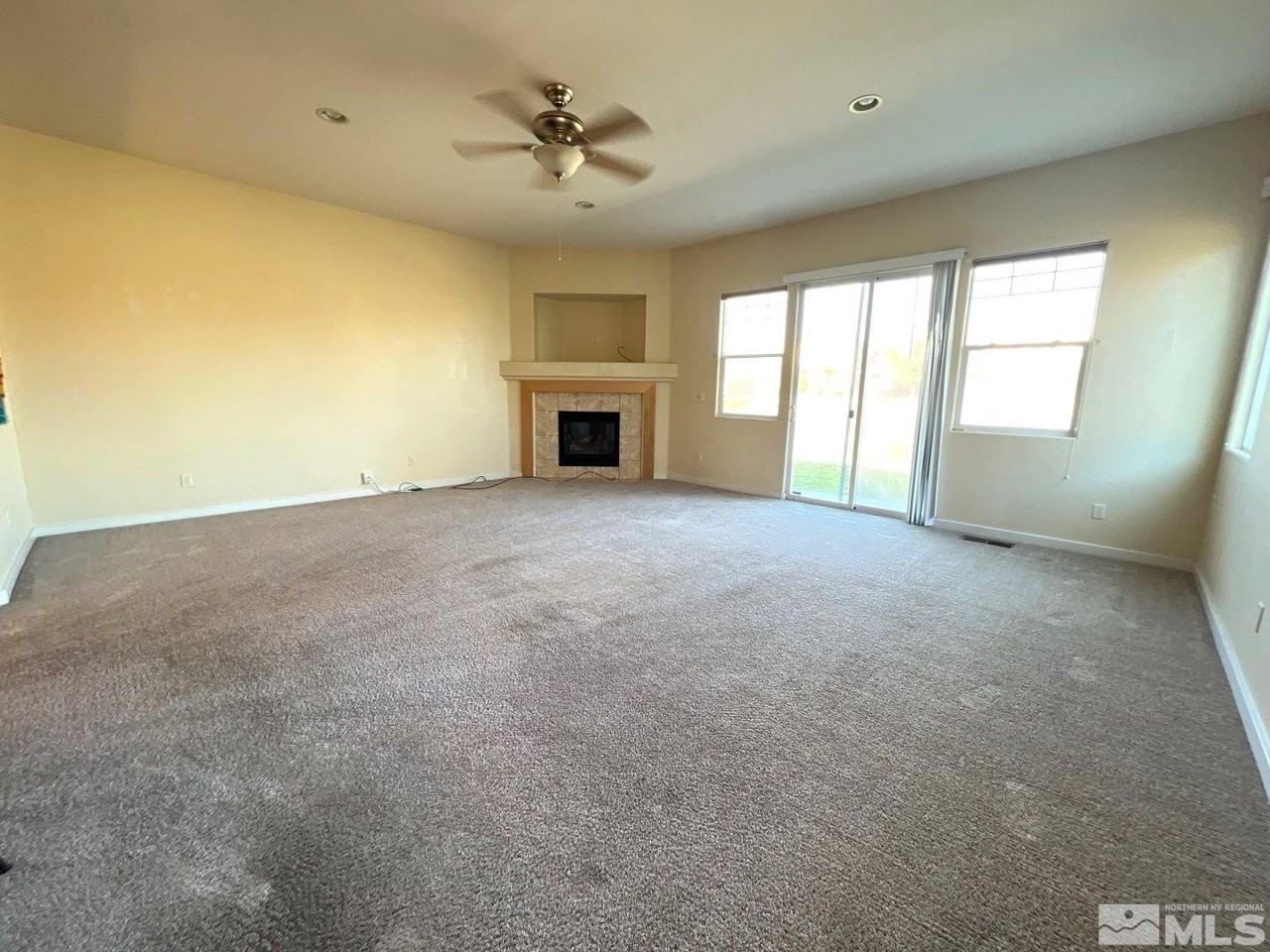 5555 Sawgrass Ln - Photo 2 of 15