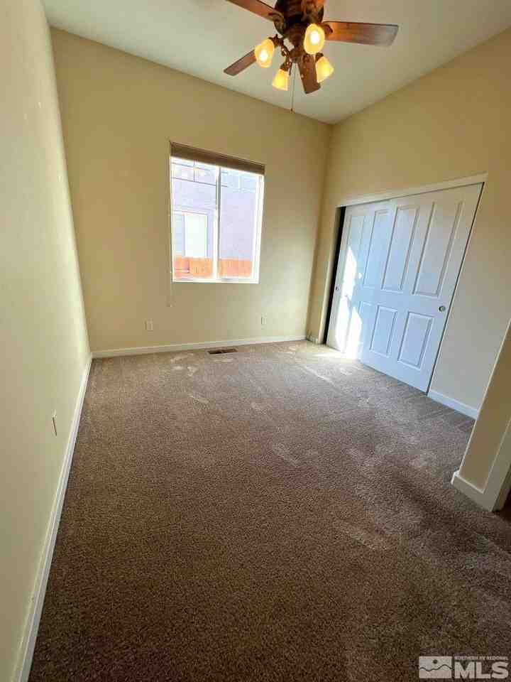 5555 Sawgrass Ln - Photo 6 of 15