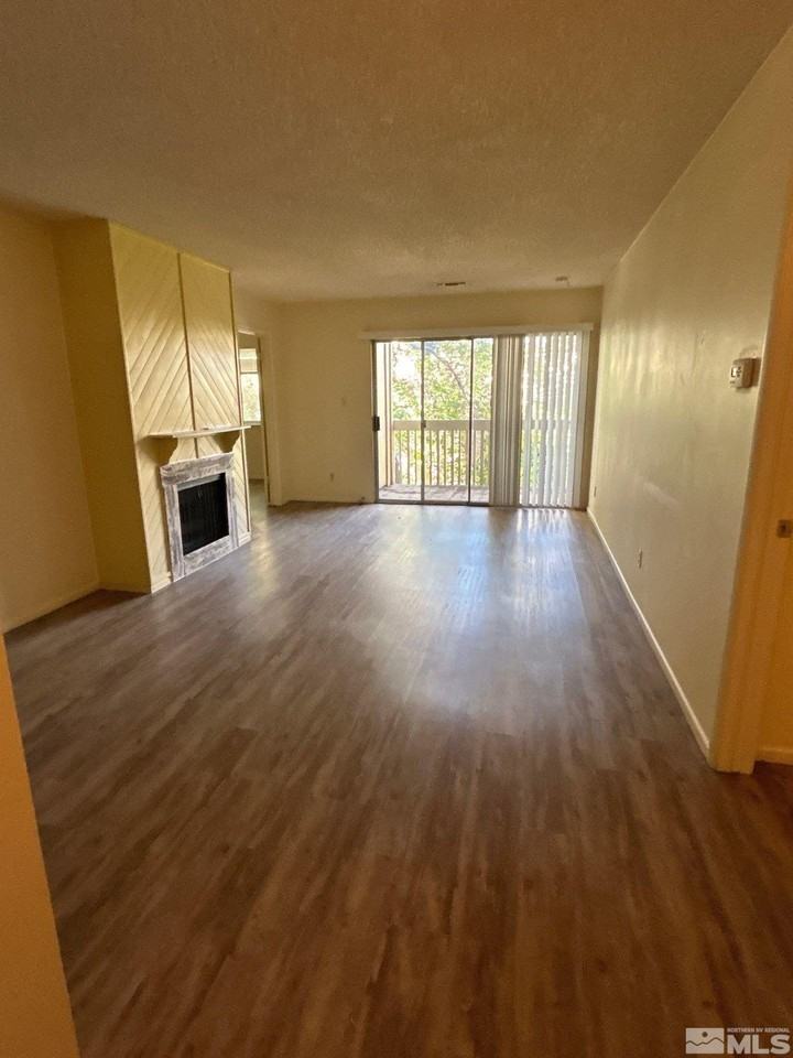 2300 Dickerson Rd Apt 16 - Photo 5 of 26