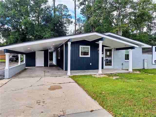 739 Gause Blvd - Photo 2 of 27
