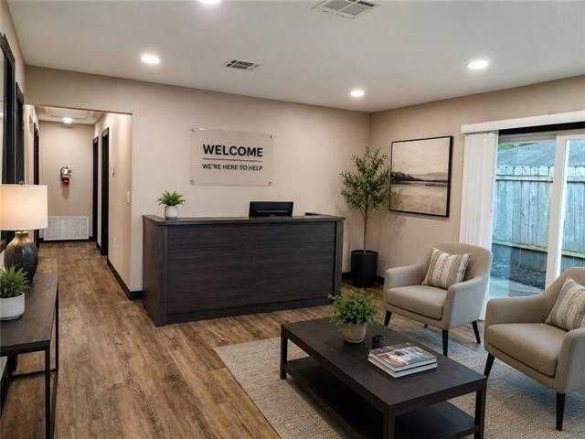739 Gause Blvd - Photo 6 of 27