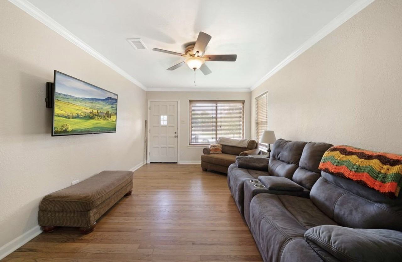 10204 Mccree Rd - Photo 4 of 18