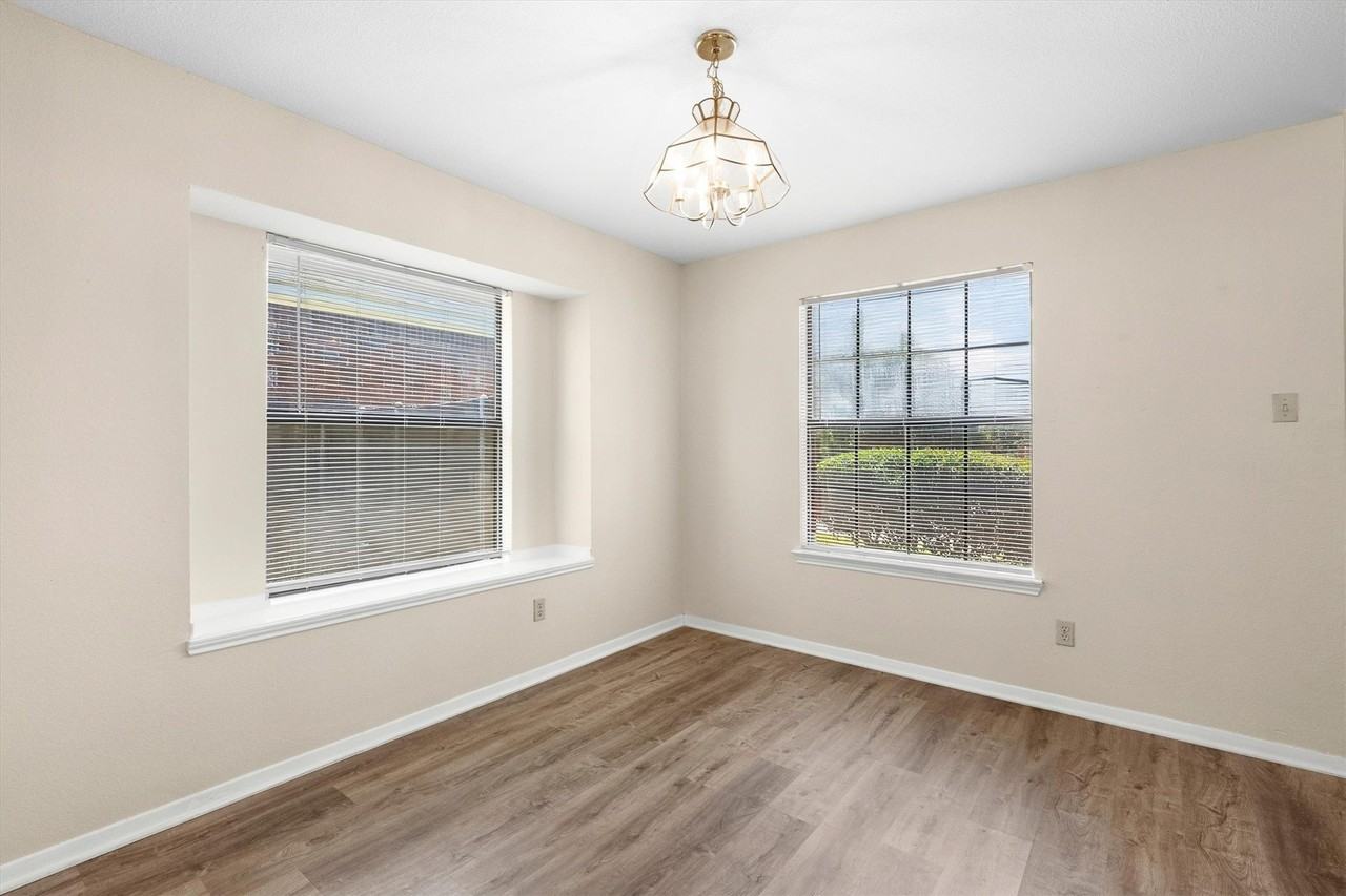 332 Kyle Dr - Photo 7 of 39