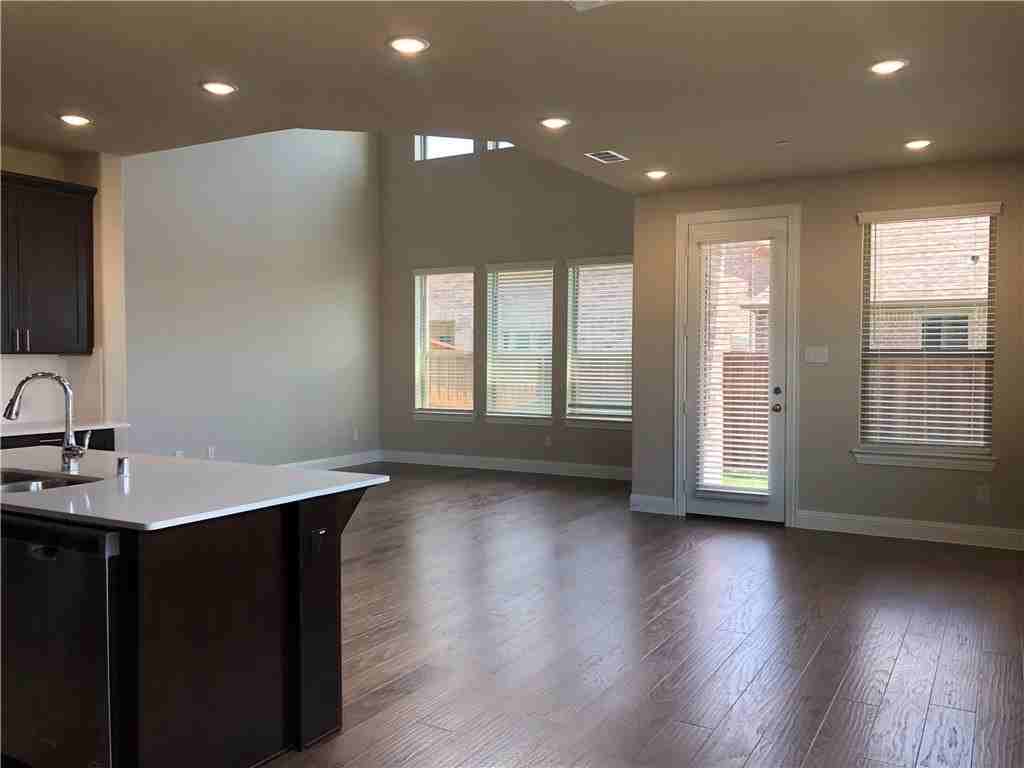 4592 Titus Cir - Photo 4 of 21