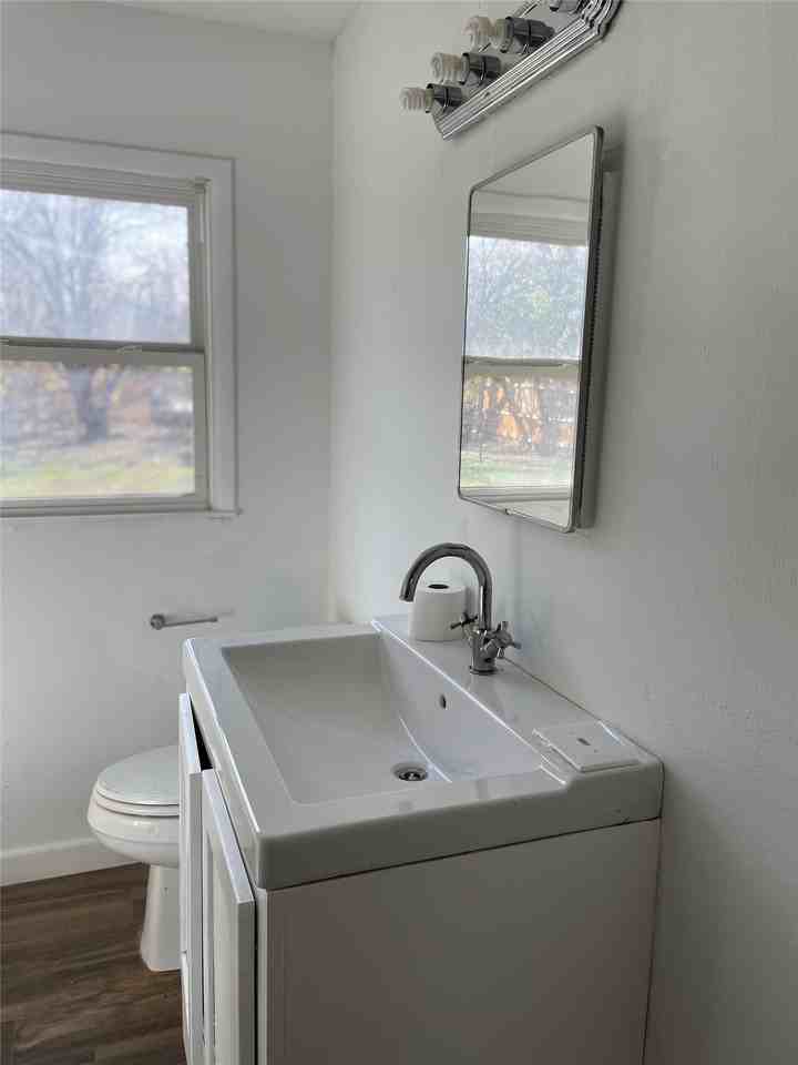 3157 S 10th St - Photo 7 of 13
