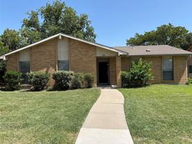522 Woodhurst Dr - Photo 1 of 1