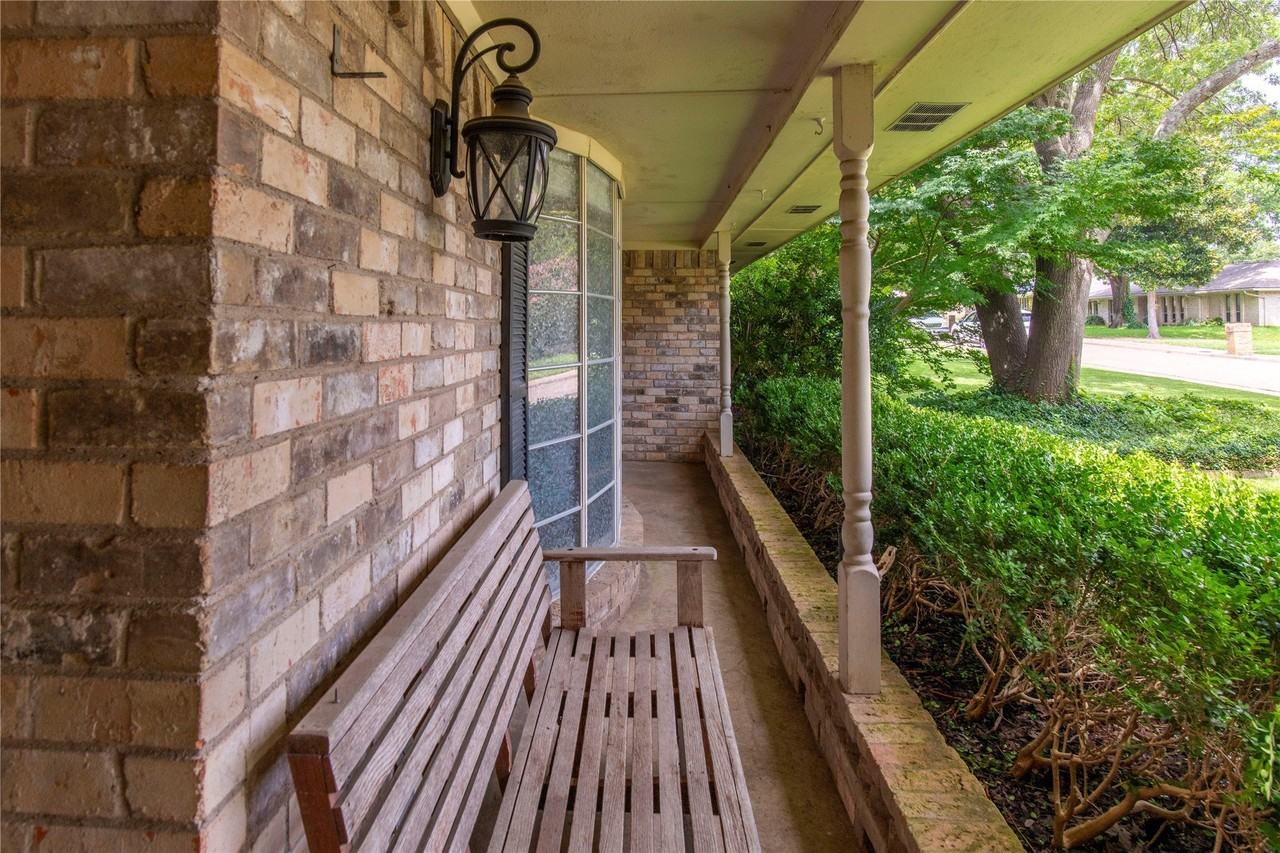 3100 Natalie Dr - Photo 2 of 39