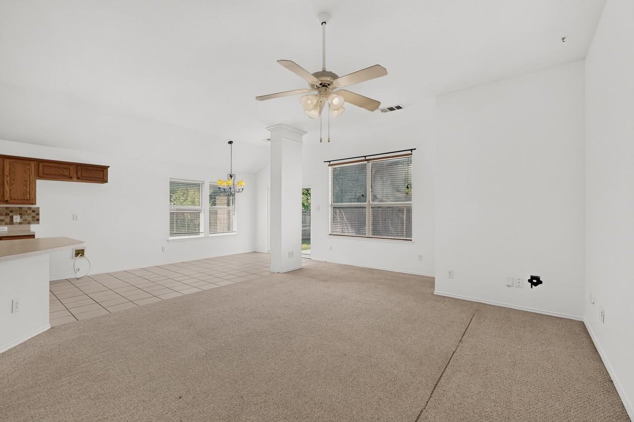 4184 Capstone Dr - Photo 6 of 39